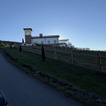 Piccione Vineyards - Wineries Near Me - Ronda, North Carolina