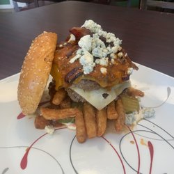 GyroFresh Gyros, Burgers, Wings and More