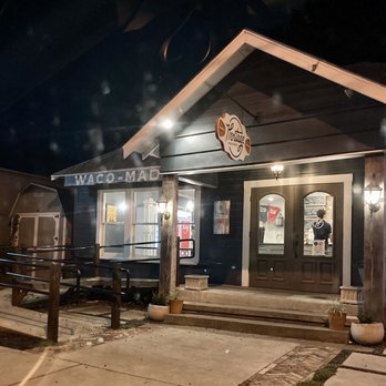 Heritage Creamery - Rainny night ice cream! - Ice Cream & Frozen Yogurt Near Me - Waco, Texas Heritage Creamery - Rainny night ice cream! - Ice Cream & Frozen Yogurt Near Me - Waco, Texas