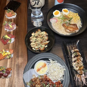 Izakaya Tora - Sushi Bars Near Me - Las Vegas, Nevada Izakaya Tora - Sushi Bars Near Me - Las Vegas, Nevada