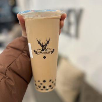 The Alley - Royal No. 9 Milk Tea + boba - Bubble Tea Near Me - Fairfax, Virginia The Alley - Royal No. 9 Milk Tea + boba - Bubble Tea Near Me - Fairfax, Virginia