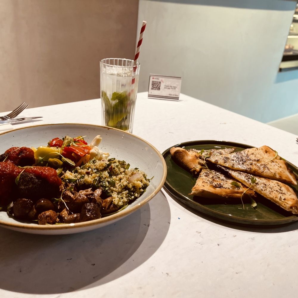 Stem & Glory - Bon Bon w/garlic flatbread and mojito - Coffee & Tea Near Me - Cambridge, CAM Stem & Glory - Bon Bon w/garlic flatbread and mojito - Coffee & Tea Near Me - Cambridge, CAM