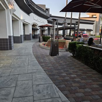 Devonshire Reseda Shopping Center - Paris Baguette - Shopping Centers Near Me - Northridge, California Devonshire Reseda Shopping Center - Paris Baguette - Shopping Centers Near Me - Northridge, California