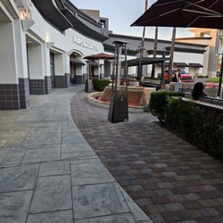 Devonshire Reseda Shopping Center - Paris Baguette