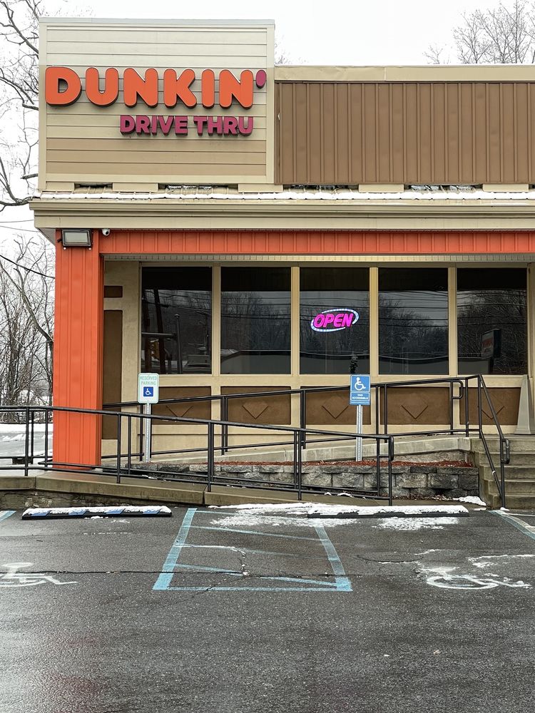 Dunkin' Logo