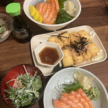 Okini Sushi - Sake don, agedashi tofu, sake sashimi (came with bento) and salad - Japanese Near Me - Pleasant Hill, California Okini Sushi - Sake don, agedashi tofu, sake sashimi (came with bento) and salad - Japanese Near Me - Pleasant Hill, California