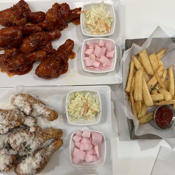 Vons Chicken - 1/2 Crispy Yangnyeom Chicken 1/2 Crispy Fried Chicken with Honey Butter French Fries - Chicken Shop Near Me - Sunnyvale, California Vons Chicken - 1/2 Crispy Yangnyeom Chicken 1/2 Crispy Fried Chicken with Honey Butter French Fries - Chicken Shop Near Me - Sunnyvale, California
