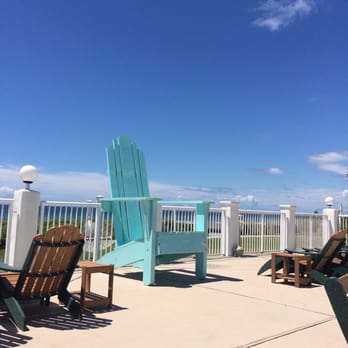 Islander Hotel & Resort - Hotels Near Me - Emerald Isle, North Carolina Islander Hotel & Resort - Hotels Near Me - Emerald Isle, North Carolina