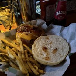 The Black Taxi - Chipshop Burger