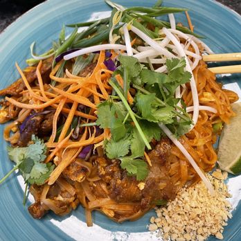 Tipsy Thai - Beef Pad Thai - Thai Near Me - Mt. Juliet, Tennessee