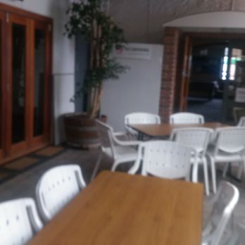 Warooka Hotel Motel - Beer Garden - Service Stations Near Me - Warooka, SA
