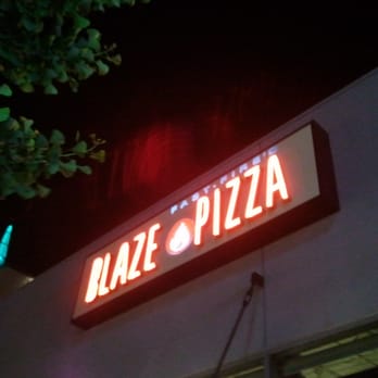 Blaze Pizza - Pizza Near Me - Pasadena, California