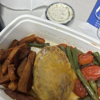 Meal Prep Sunday - Turkey patty - Food Delivery Services Near Me - Vista, California Meal Prep Sunday - Turkey patty - Food Delivery Services Near Me - Vista, California