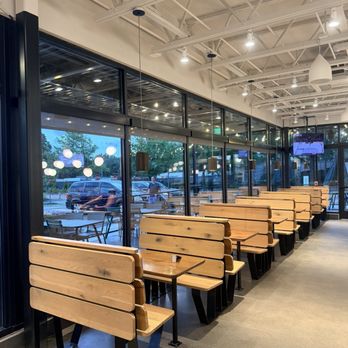 Shake Shack Willow Place - Burgers Near Me - Richmond, Virginia Shake Shack Willow Place - Burgers Near Me - Richmond, Virginia