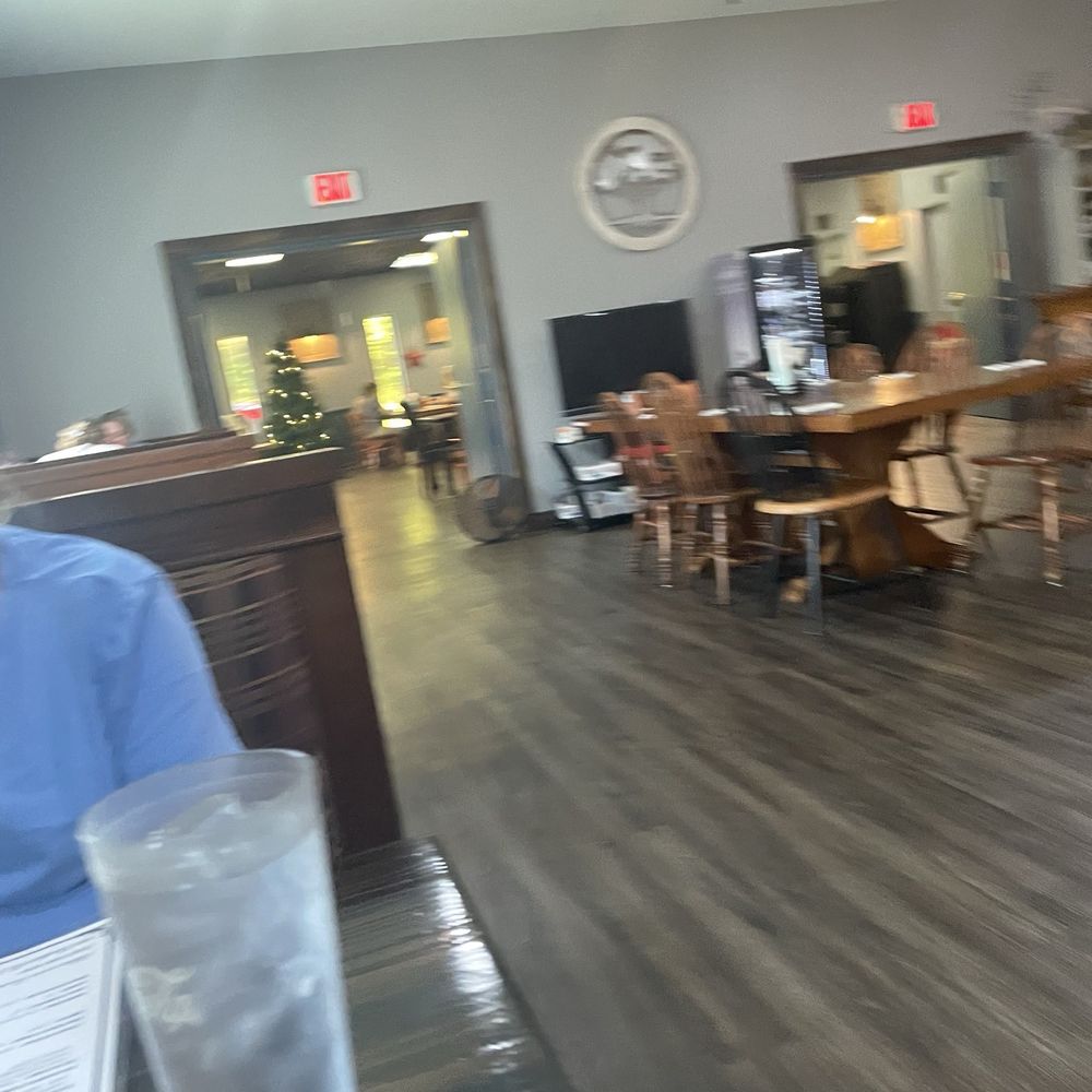 Family TreeTs - Breakfast & Brunch Near Me - Clifton Forge, Virginia Family TreeTs - Breakfast & Brunch Near Me - Clifton Forge, Virginia