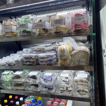 Yvonne's Vegan Kitchen - Grab n go. - Desserts Near Me - Pasadena, California
