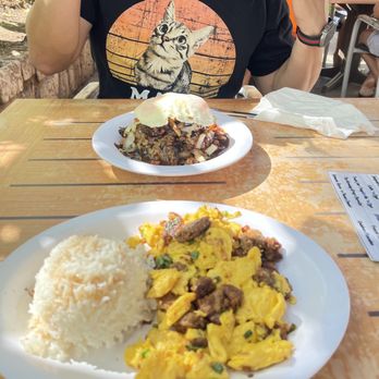 Eggs 'n Things Ko Olina - Traditional Loco Moco Vegan Patty and Eggs - American Near Me - Kapolei, Hawaii