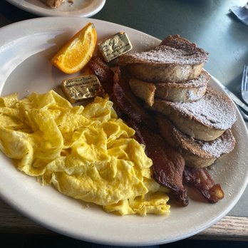 Lowell's Restaurant - French toast combo with bacon - American Near Me - Seattle, Washington Lowell's Restaurant - French toast combo with bacon - American Near Me - Seattle, Washington