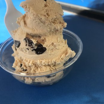 Handel's Homemade Ice Cream - Coffee Chocolate Chunk - Ice Cream & Frozen Yogurt Near Me - Akron, Ohio Handel's Homemade Ice Cream - Coffee Chocolate Chunk - Ice Cream & Frozen Yogurt Near Me - Akron, Ohio