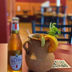 Las Alitas Sports & Wings - Micheladas