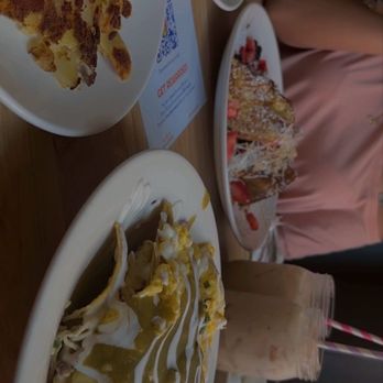 Broken Yolk Cafe - Breakfast & Brunch Near Me - Costa Mesa, California Broken Yolk Cafe - Breakfast & Brunch Near Me - Costa Mesa, California