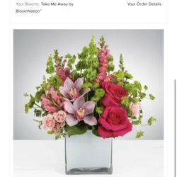 La Mission Flowers & Gifts - Ad for bouquet