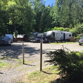 Harmony Lakeside RV Park - Our Campsite - Campgrounds Near Me - Silver Creek, Washington