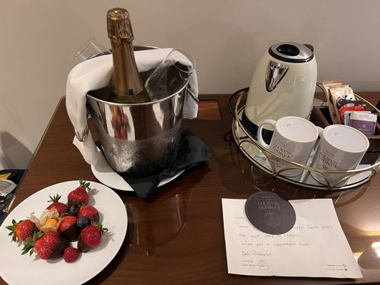 Corpo Santo Lisbon Historical Hotel by null