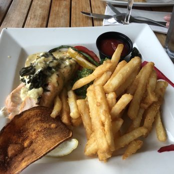 Snug Harbour - Seafood Near Me - Mississauga, Ontario Snug Harbour - Seafood Near Me - Mississauga, Ontario