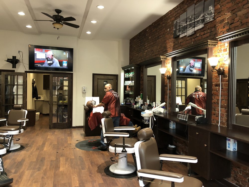 Marcello Barber Shop Logo