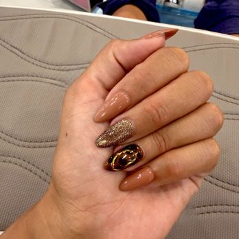 Lavender Nail Bar - Nail Salons Near Me - Plano, Texas Lavender Nail Bar - Nail Salons Near Me - Plano, Texas