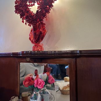 Idle Isle Cafe - American Near Me - Brigham City, Utah