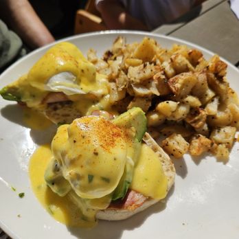 Beach Plum Kitchen - New American Near Me - Carlsbad, California