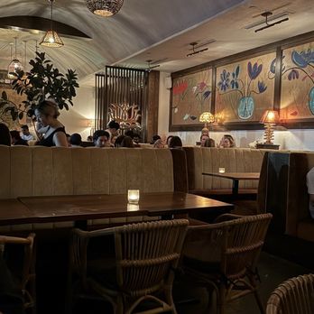The Tyger - interior of restaurant - Cocktail Bars Near Me - New York, New York The Tyger - interior of restaurant - Cocktail Bars Near Me - New York, New York