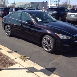INFINITI of Hoffman Estates