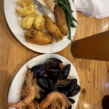 Crazy Buffet & Grill - Coconut chicken, crab Rangoon, friend chicken wingettes, fresh green beans, mussels (in brown sauce), fried shrimp. - Buffets Near Me - Chesapeake, Virginia