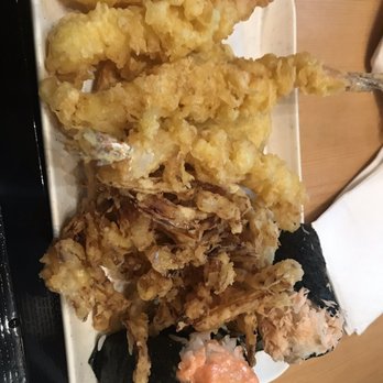 Marugame Udon - Assortment of freshly made tempura - Japanese Near Me - Berkeley, California Marugame Udon - Assortment of freshly made tempura - Japanese Near Me - Berkeley, California