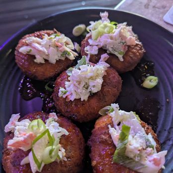 Siesta Key Oyster Bar - Crabby Donuts - Seafood Near Me - Sarasota, Florida Siesta Key Oyster Bar - Crabby Donuts - Seafood Near Me - Sarasota, Florida