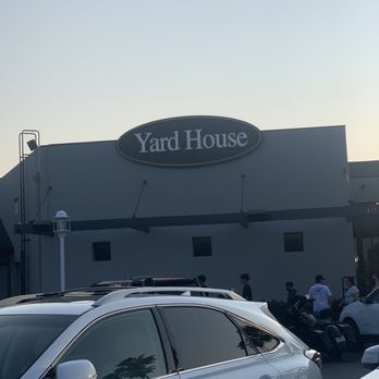 Yard House - sign - Bars Near Me - Long Beach, California