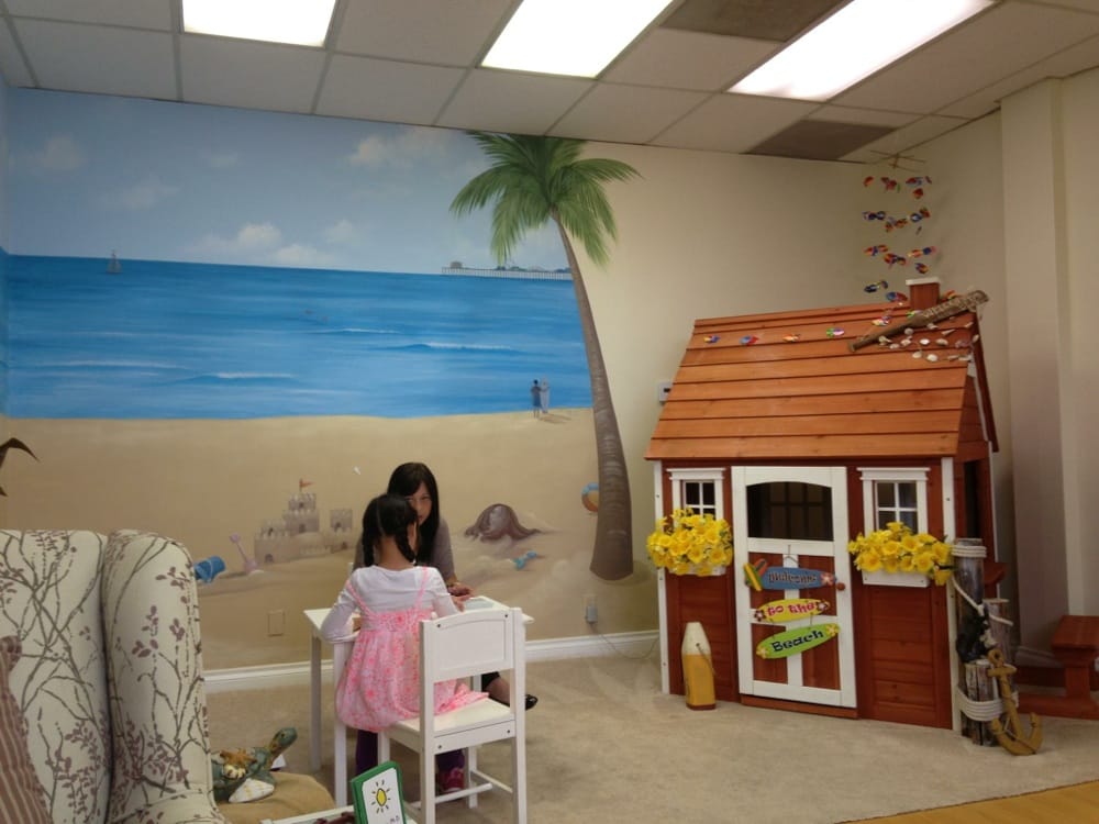 Beth Levy, PhD - child therapist in Santa Monica, CA