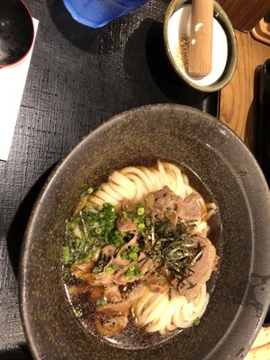 Yamashita Honki Udon - Shibuya Namikibashi by null