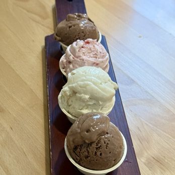 Pints of Joy - Flight - Dark Chocolate & Orange, Fresh Strawberry, Custard Apple / Sitaphal - Ice Cream & Frozen Yogurt Near Me - Sunnyvale, California Pints of Joy - Flight - Dark Chocolate & Orange, Fresh Strawberry, Custard Apple / Sitaphal - Ice Cream & Frozen Yogurt Near Me - Sunnyvale, California