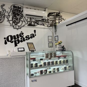 Tres Lecheria - Cake case and counter - Bakeries Near Me - Seattle, Washington