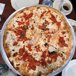 Margherita Fresh Tomato (Large (16")) Margherita Fresh Tomato (Large (16"))
