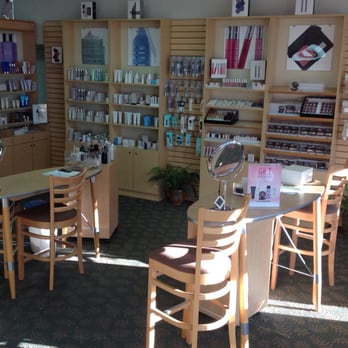 Merle Norman Cosmetics - Just a beautiful sunny day at the Merle Norman studio in Crossville! - Cosmetics & Beauty Supply Near Me - Crossville, Tennessee