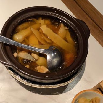 Cheli - Flushing - Chicken & Morel Mushroom Soup - Shanghainese Near Me - Flushing, New York Cheli - Flushing - Chicken & Morel Mushroom Soup - Shanghainese Near Me - Flushing, New York