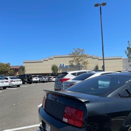 Exterior outside entrance of Marshalls - Torrance, California Exterior outside entrance of Marshalls - Torrance, California