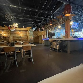 Crazy Crab - Inside - Seafood Near Me - Providence, Rhode Island
