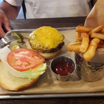 Heights 27 Bar and Grill - Can't go wrong with a burger - Pubs Near Me - Spring Lake, New Jersey Heights 27 Bar and Grill - Can't go wrong with a burger - Pubs Near Me - Spring Lake, New Jersey