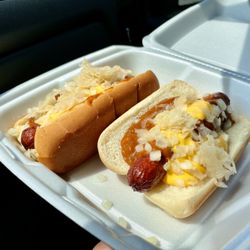 Ice Dogs - Chili cheese dog